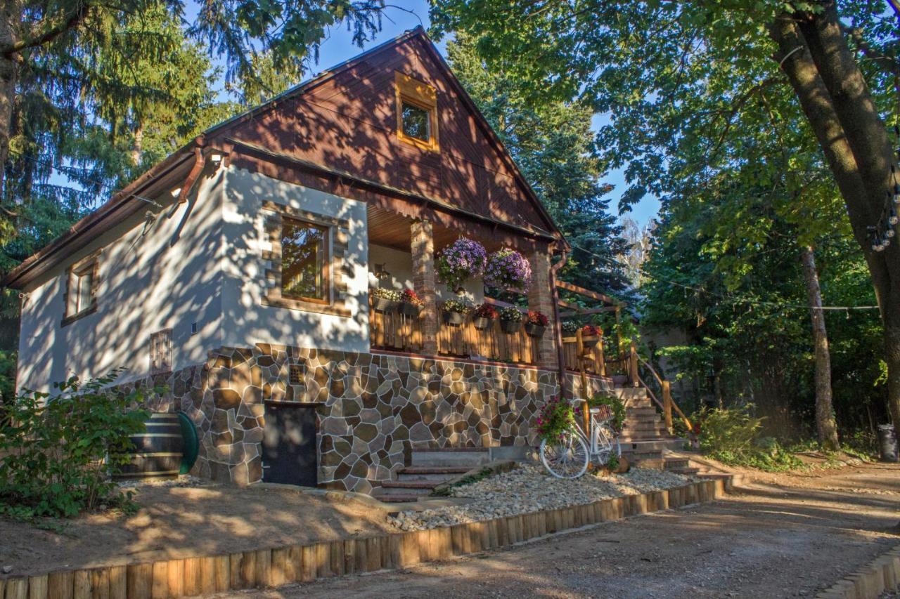 Cityside Cottage Eger Exterior foto